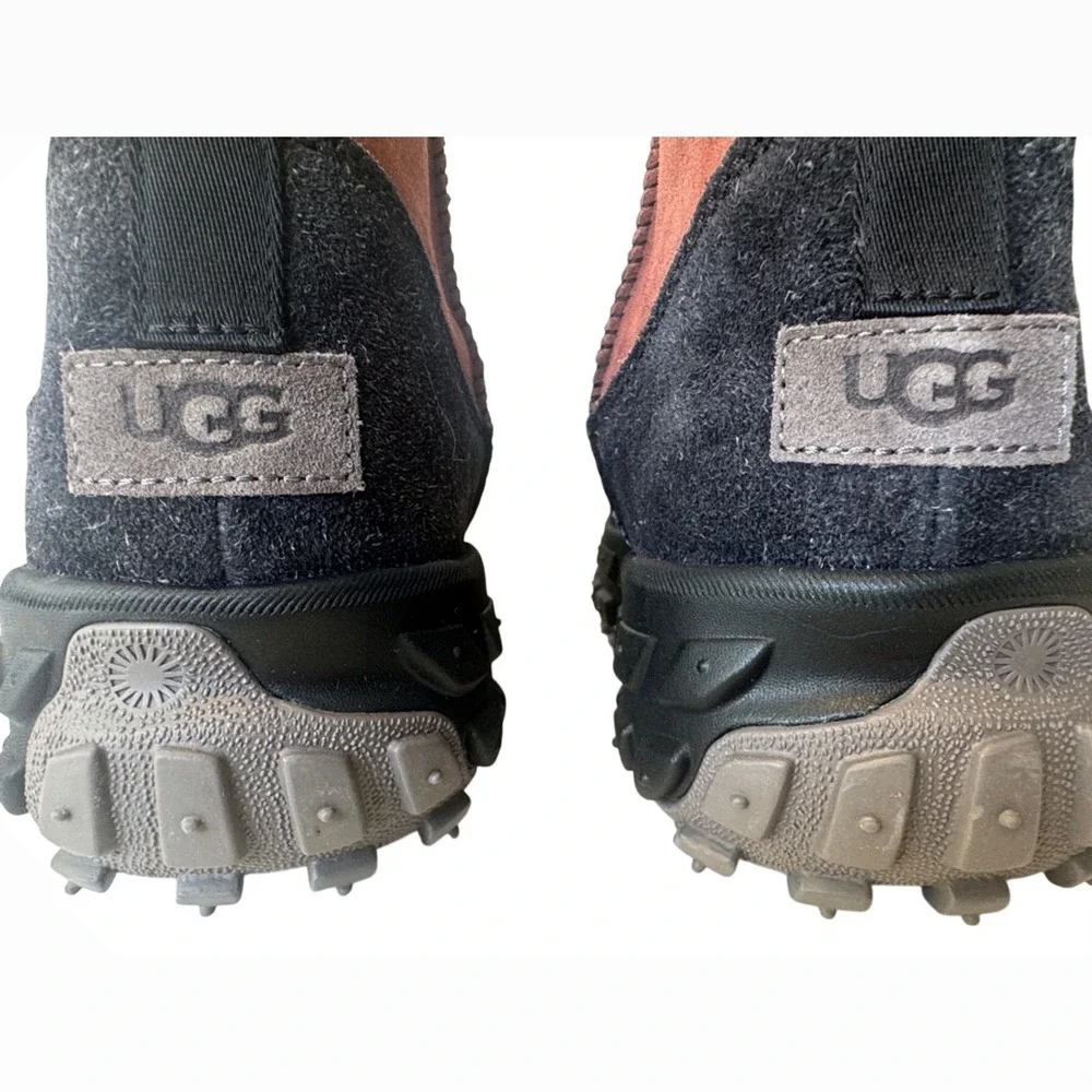 UGG Biltmore‎ Boot Mens 12 Red Grey Suede Fur Lined Lug Sole 1158200